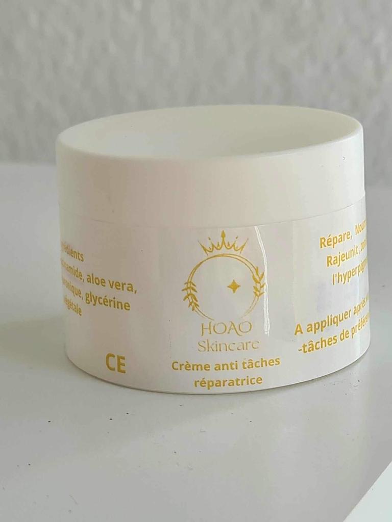 Crème anti tâches réparatrice